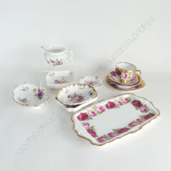 5 PCES R. ALBERT OLD ENGLISH ROSE + 6 PCES R. CROWN DERBY
