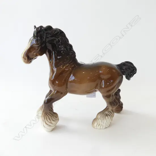 BESWICK HORSE H.210mm