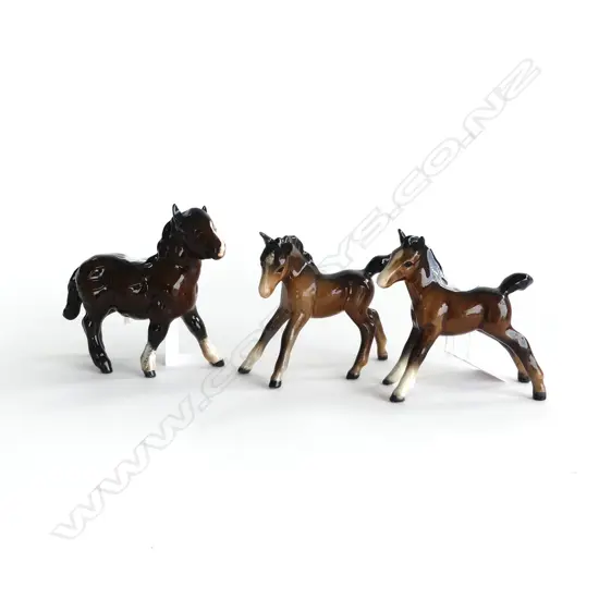 3 BESWICK HORSES. SHETLAND PONY & 2 FOALS H.95mm
