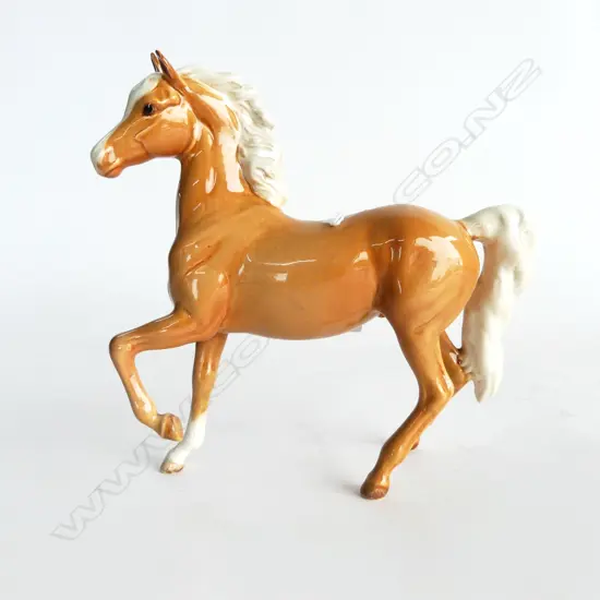 BESWICK HORSE PRANCING ARAB PALOMINO H.173mm