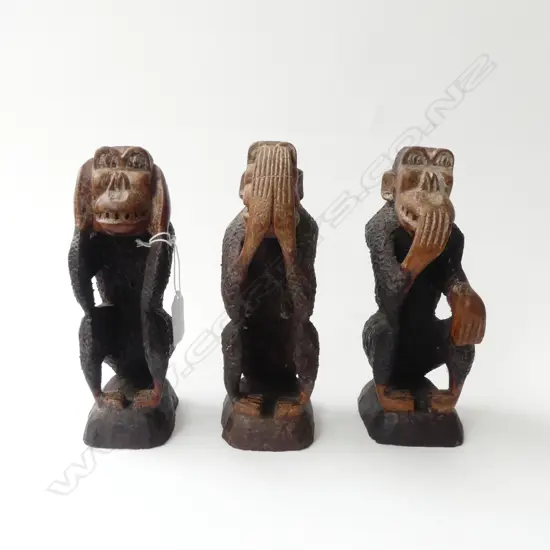 VINTAGE ‘THREE WISE MONKEYS’ HAND CARVED WOODEN FIGURES, H.195MM