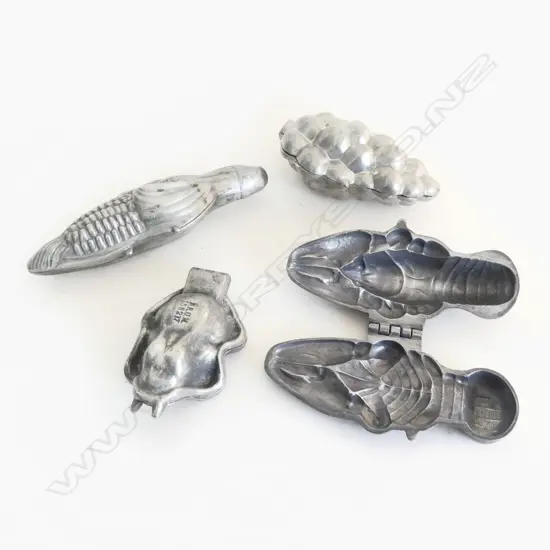 4 VINTAGE PEWTER ICE CREAM MOULDS; GRAPES, CORN COB, LOBSTER & FROG