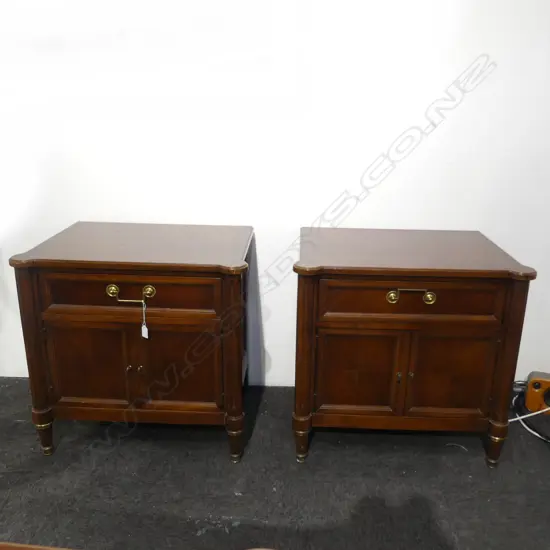 PR BEDSIDE CABINETS 665x485x640mm