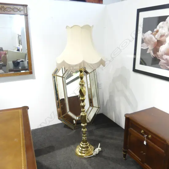 STANDARD LAMP; POLISHED BRASS STAND H.1640mm