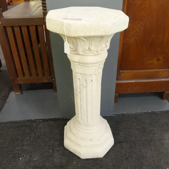 MARBLE CHIP AND CONCRETE CLASSICAL GARDEN PLINTH H 650 MM