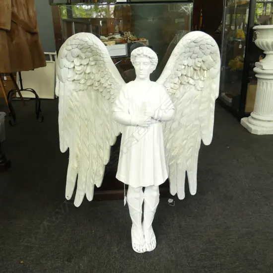 WHITE RESIN ANGEL H.840mm