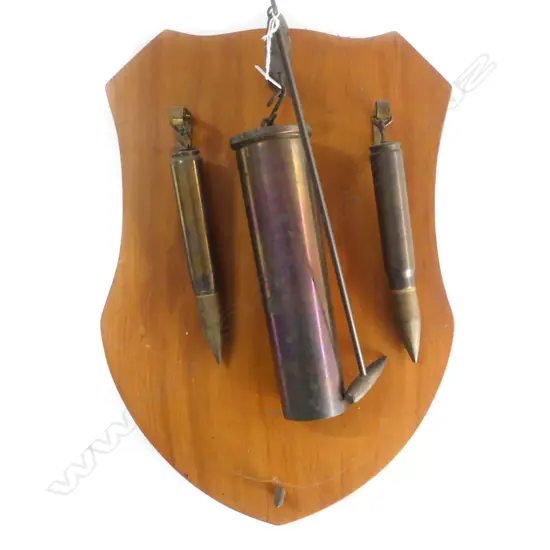 WW2 TRENCH ART SHEILD MOUNTED SHELL & LGE CARTRIDGE CASING GONG H.400mm