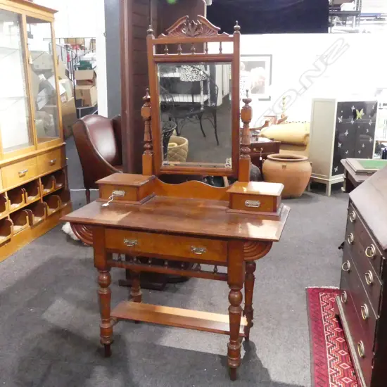 COLONIAL DRESSING TABLE 1030x510x1690mm