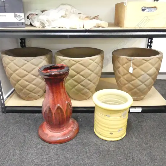 3 PINEAPPLE PLANT POTS + ANOTHER + RED GLAZED BIRD BATH (BASE ONLY)