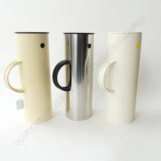 3 STELTON DENMARK THERMOS JUGS H.300mm