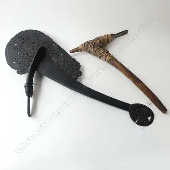 TROBRIAND ISLANDS FINELY CARVED HAFTED AXE L.670mm + OTHER 