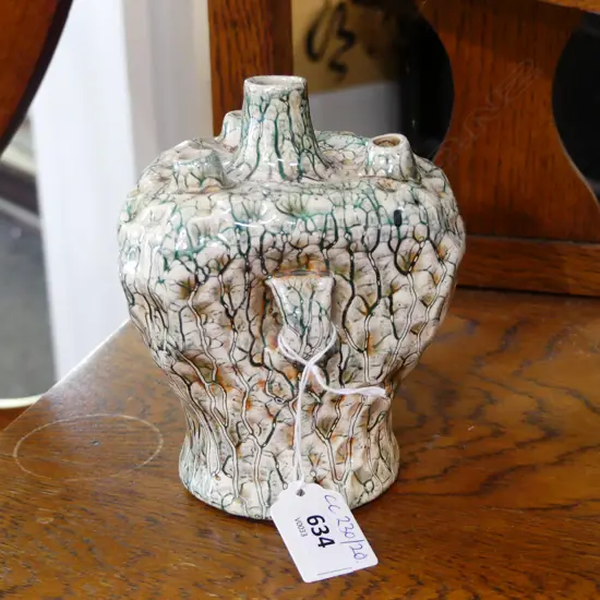 BRETBY ART POTTERY VASE w. GREEN VEINED GLAZE, FOUR SPOUT TOP H.130mm