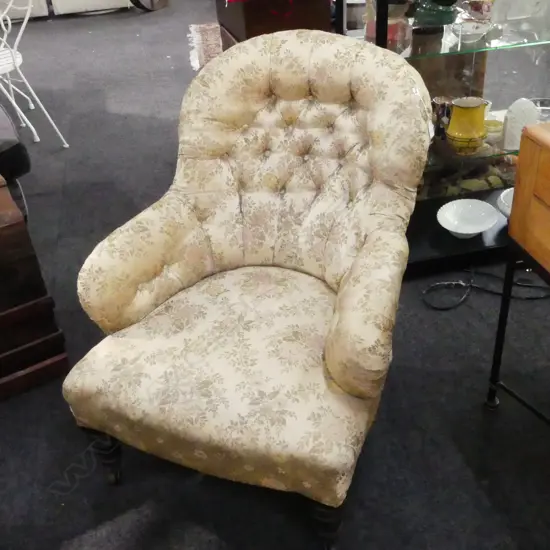 VICTORIAN BUTTON BACK ARMCHAIR