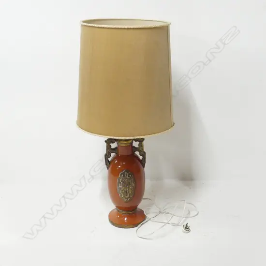 LG RETRO TABLE LAMP; ORIENTAL STYLE VASE BASE H.920mm