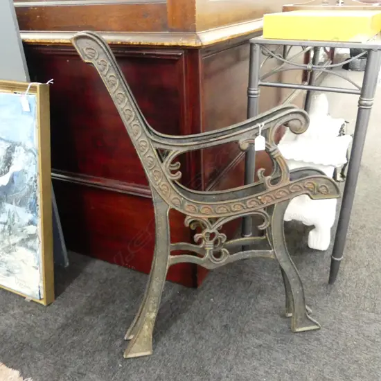PR CAST IRON BENCH ENDS