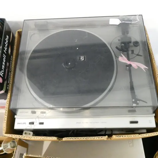 TWO TURNTABLES, SANSUI FR D35 ( NO HEADSHELL ) & PHILIPS AF 41 TURNTABLE 