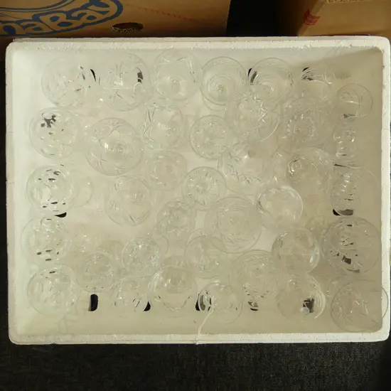 QUANTITY ASSTD. VINTAGE CUT CRYSTAL GLASSES