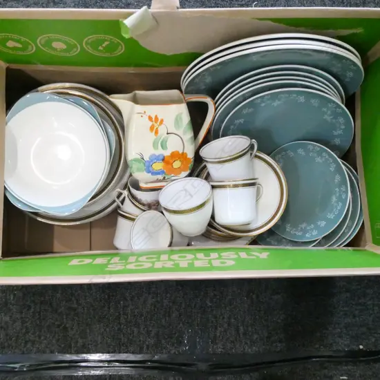 ASST. CHINA; ROYAL DOULTON 'QUEENSLACE' PLATES ETC