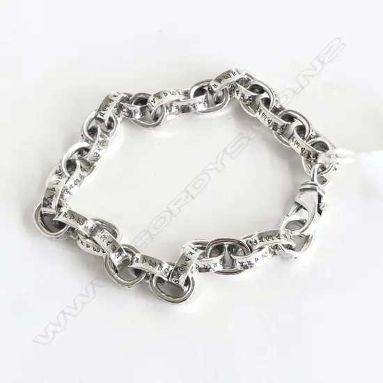 MODERN HEAVY SILVER BRACELET patterned links parrot clasp 31.8gms