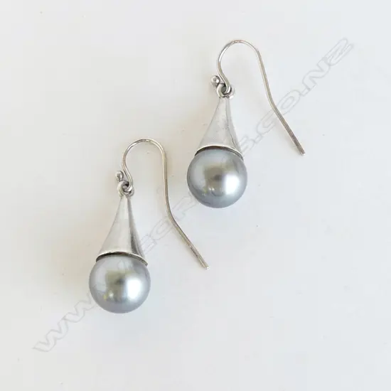 **RTV**PR SILVER & BLACK PEARL EARRINGS 6.7gms