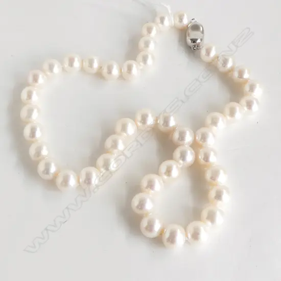 STRAND LGE FRESH WATER UNIFORM CULTURED PEARL NECKLACE silver clasp L.450mm pearl Dia.10mm approx