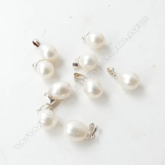 9 PEARL PENDANTS