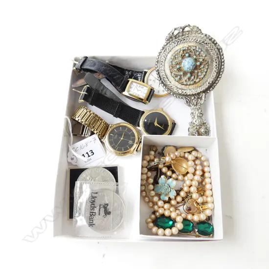 VARIOUS ITEMS; 9ct LINED HEART PENDANT, CUFFLINKS, COSTUME BROOCHES, SML MIRROR, 3 COMMEMORATIVE COINS & OLD WATCHES