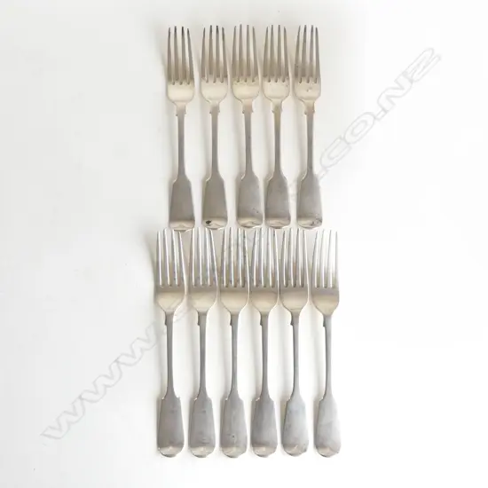 11VICT S/SILVER DINNER FORKS 772GMS
