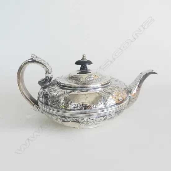 GEO S/SILVER TEAPOT 417GMS
