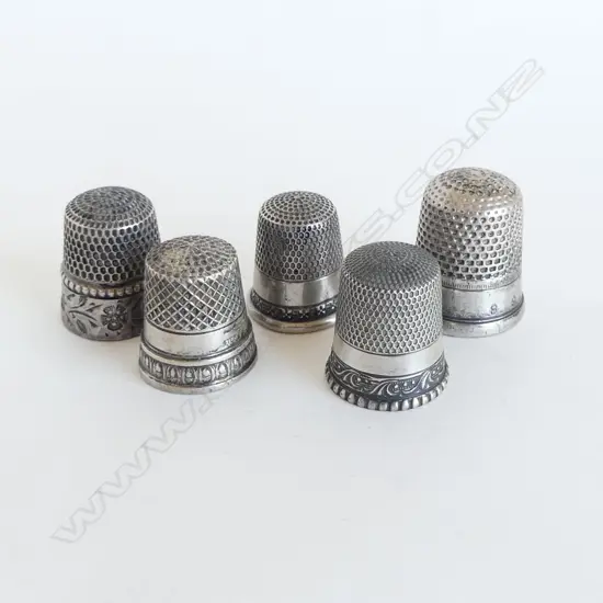 5 SILVER VINTAGE THIMBLES