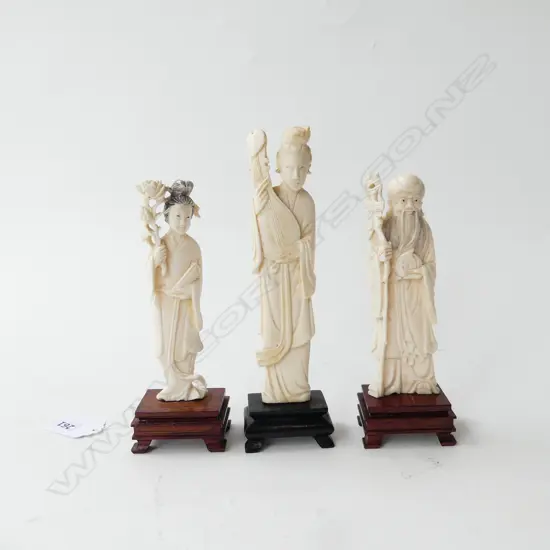 3 ORIENTAL CARVED IVORY FIGURES H.180mm