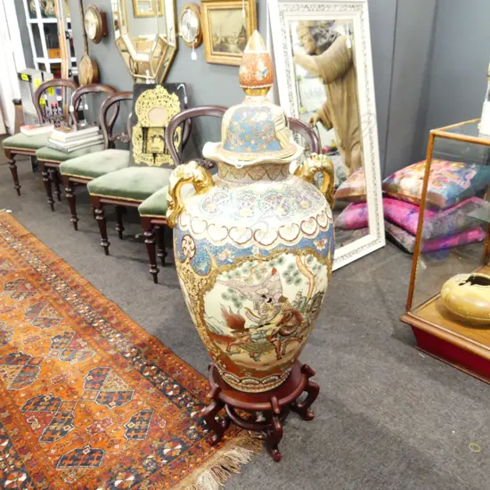 LG ORIENTAL LIDDED FLOOR VASE ON STAND H.1250mm LID REPAIRED