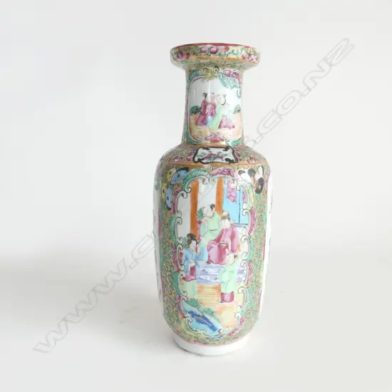 FAMILLE ROSE CHINESE VASE H250MM