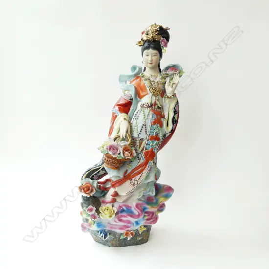 CERAMIC ORIENTAL WOMAN H.740mm minor losses, small repair