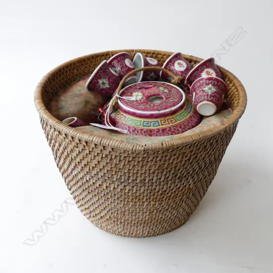 CHINESE TEA SET, CASED