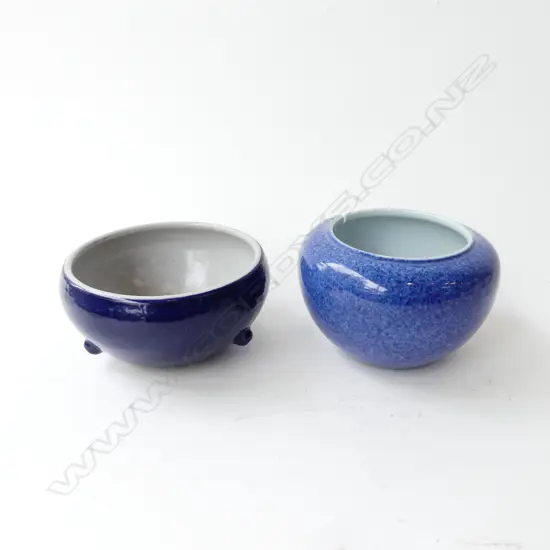 2 ORIENTAL BLUE GLAZED VASES, 170mm dia