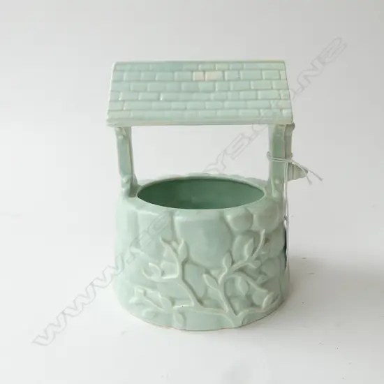 CROWN LYNN WELL VASE H.160mm