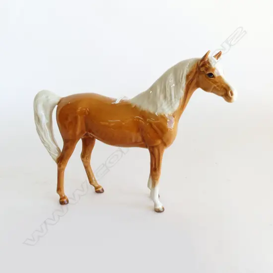 BESWICK HORSE PALOMINO ARAB. H.160mm