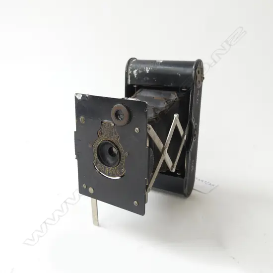 1913 VINTAGE VEST POCKET AUTOGHAPHIC KODAK CAMERA L120MM