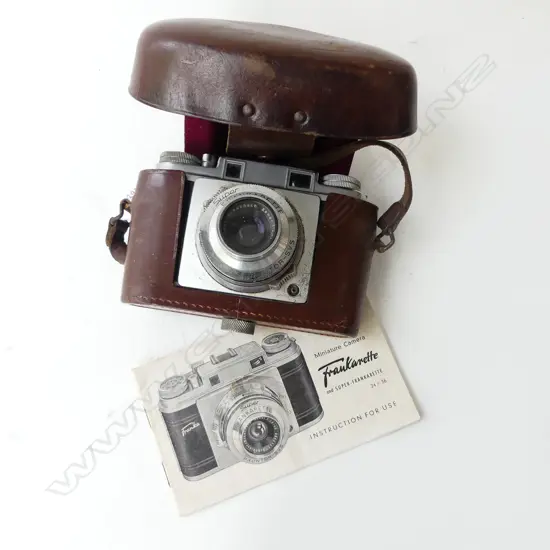 VINTAGE CASED SUPER FRANKARETTE CAMERA