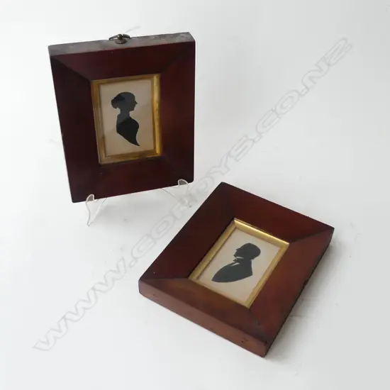 PR OF VICT FRAMED SILHOUETTES H200  W160MM