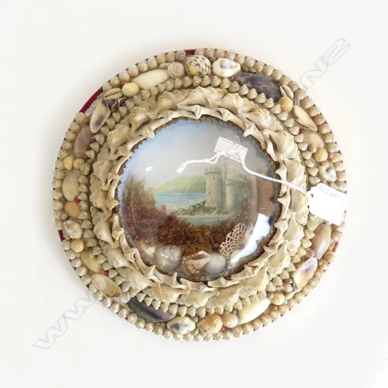 SEA SHELL INCRUSTED FOLK ART DIARAMA DIA230MM