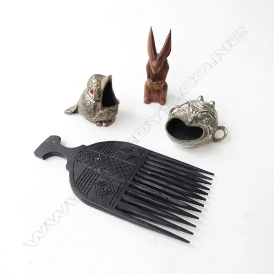 4 ITEMS: 2 Vintage metal ashtrays: bird &amp; devils face &#x2B; African comb &#x2B; carved Japanese? rabbit