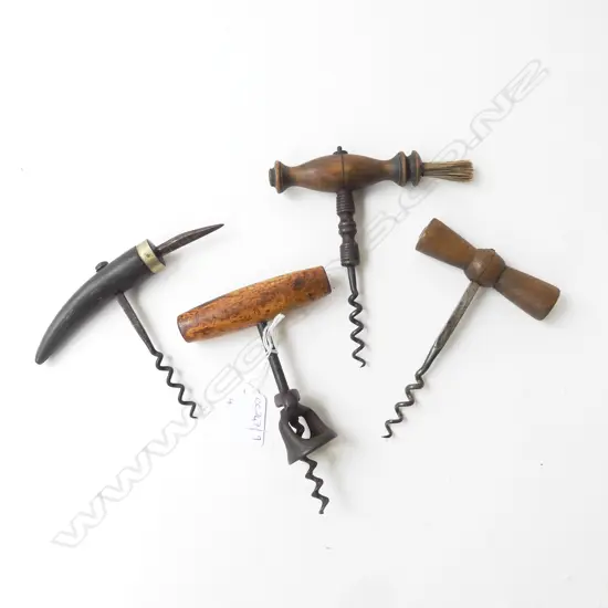 4 VINTAGE CORK SCREWS L.145mm