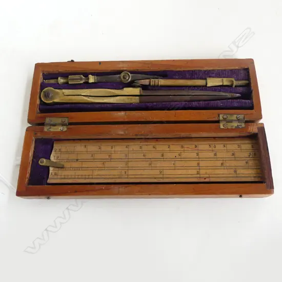 SET VINTAGE WOODEN CASED MEASUREMENT INSTRUMENTS