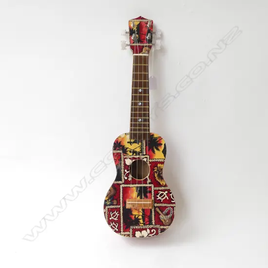 RETRO PACIFICA UKULELE L.520mm