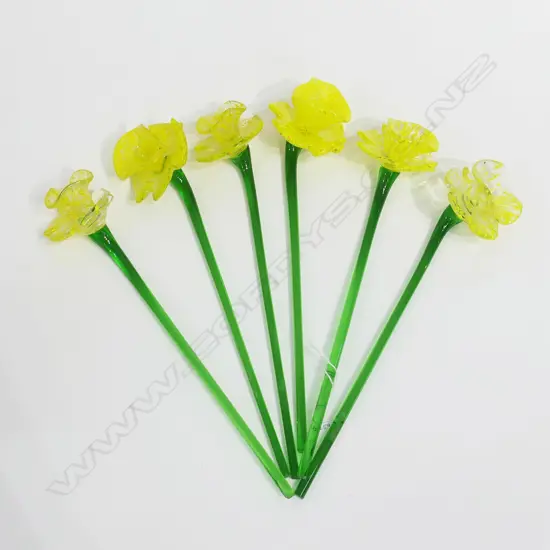 6 ART GLASS DAFFODILS H.300mm