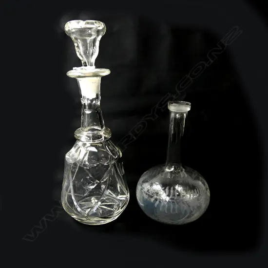 2 ANTIQUE GLASS DECANTERS H.310mm (ONE NO STOPPER)