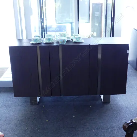 MODERN 3 DOOR CABINET 1500x435x840mm