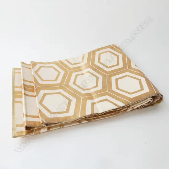 JAPANESE QUALITY VINTAGE HAND WOVEN SILK OBI with gold thread